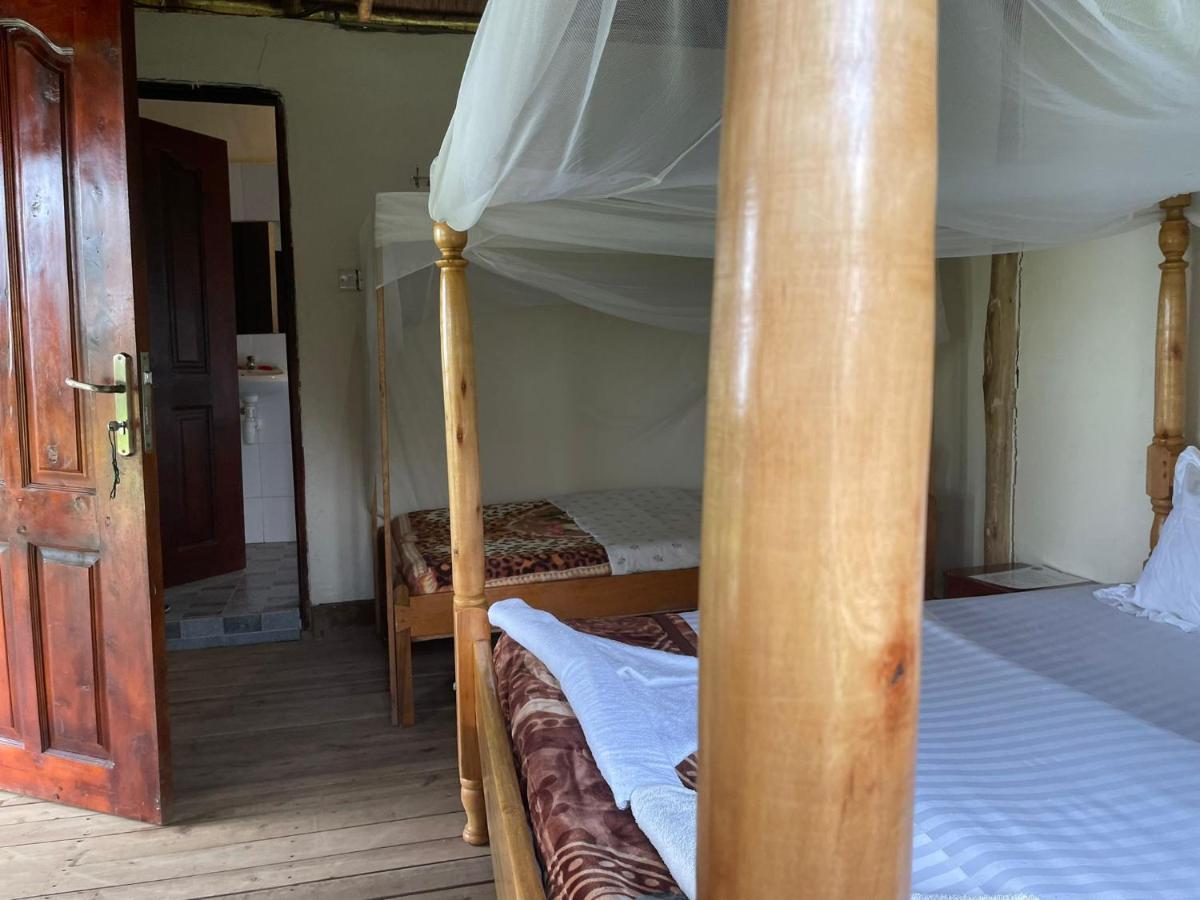 Lake Nkuruba Nature Reserve Hotel Durama ภายนอก รูปภาพ