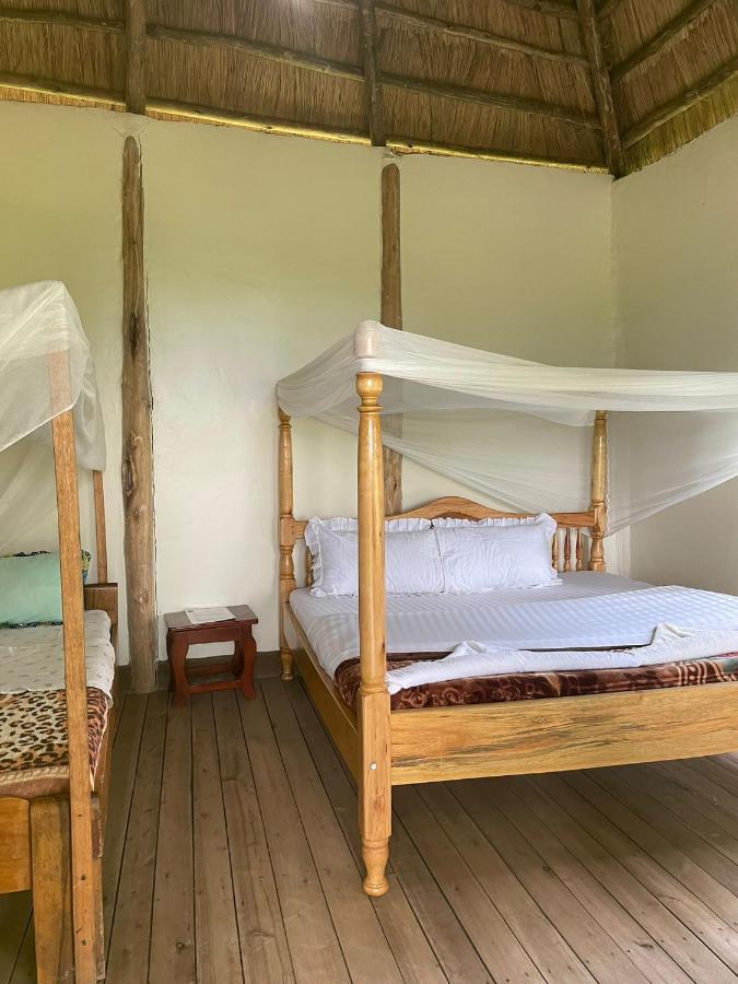 Lake Nkuruba Nature Reserve Hotel Durama ภายนอก รูปภาพ
