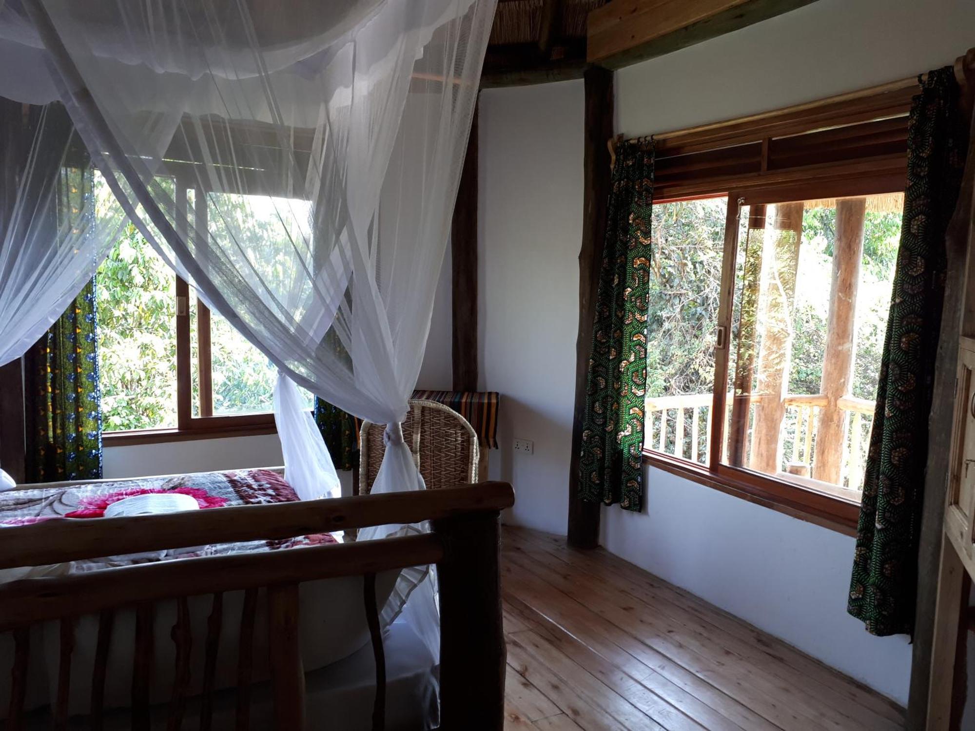 Lake Nkuruba Nature Reserve Hotel Durama ภายนอก รูปภาพ