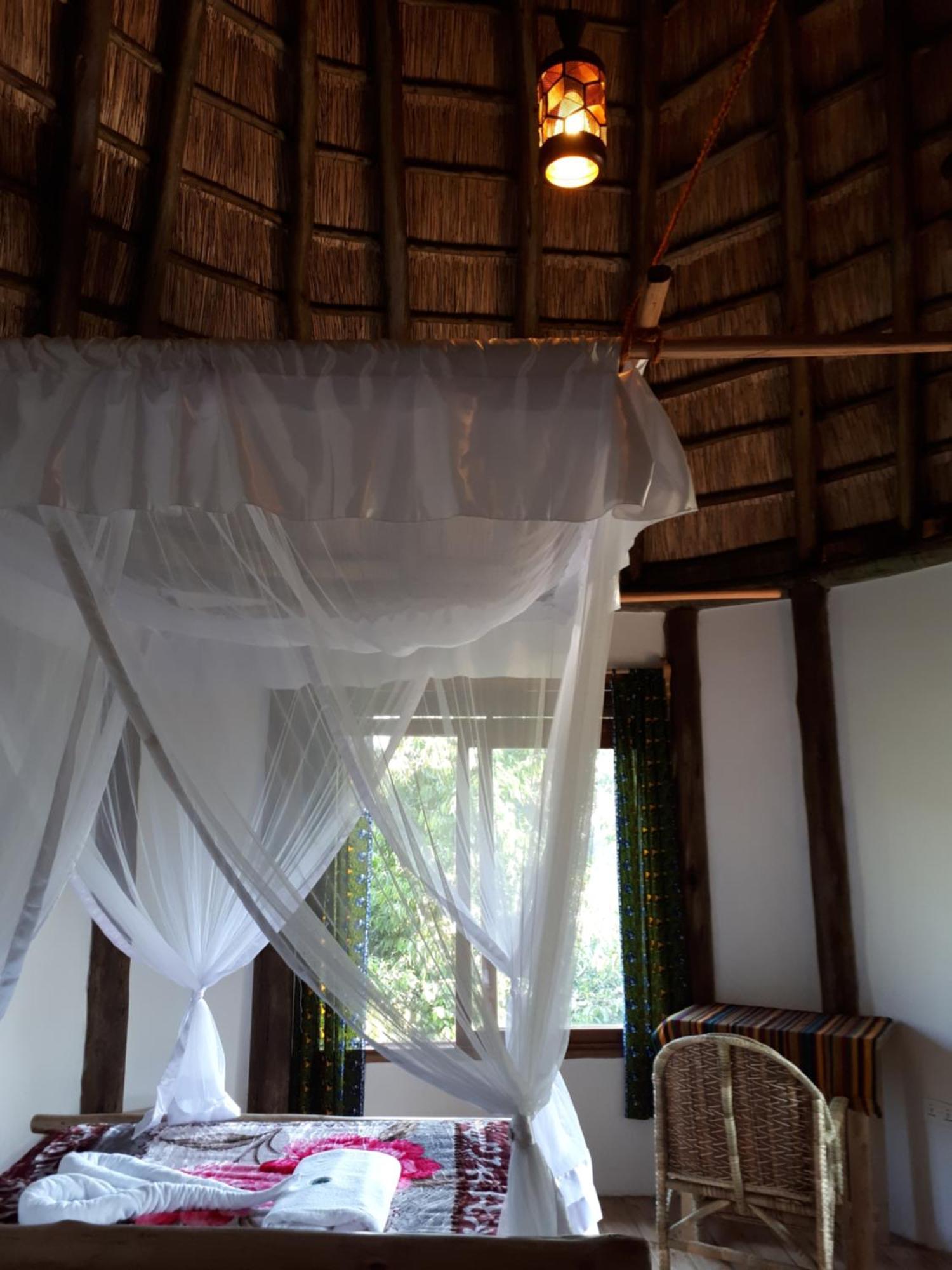 Lake Nkuruba Nature Reserve Hotel Durama ภายนอก รูปภาพ